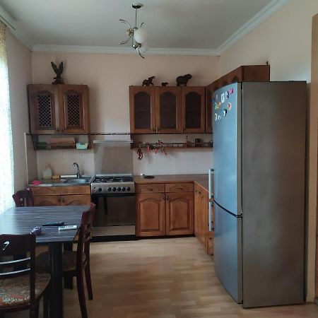 Bed and Breakfast Гостевой дом Мира Гагра Экстерьер фото